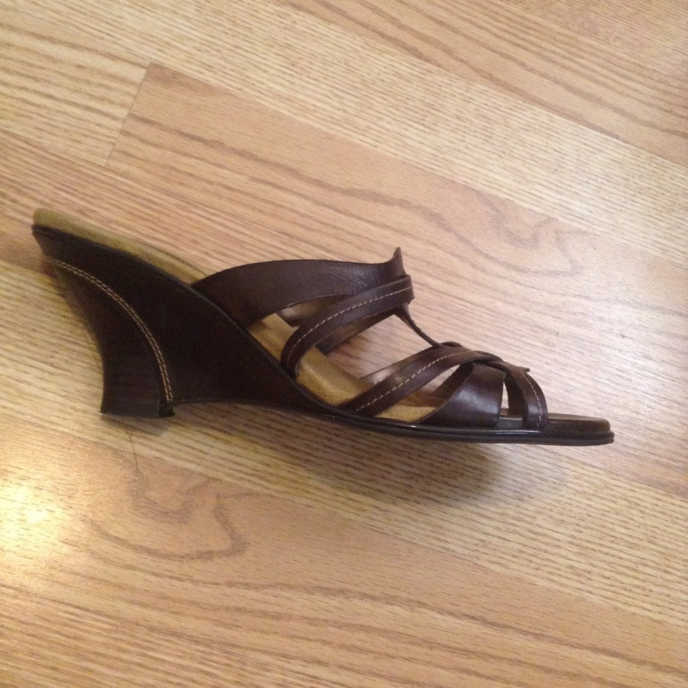 💜Naturalizer Wedges💜 - Picture 2 of 3